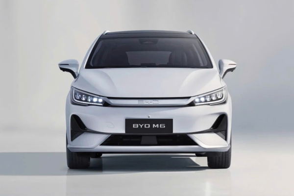BYD M6 - Đánh giá chi tiết, hiệu suất và công nghệ mới nhất 2025